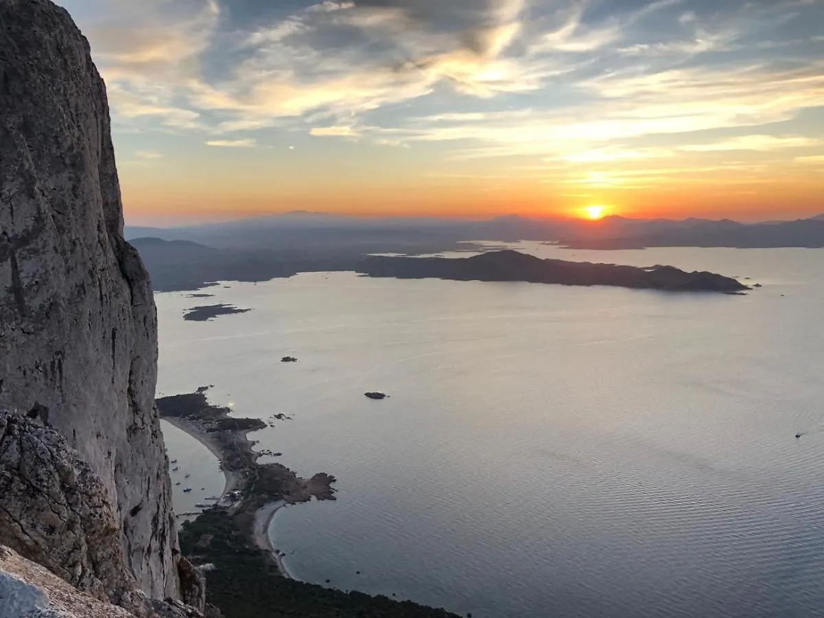 Bed and Breakfast A due passi olbia